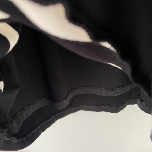 WHITE HOUSE BLACK MARKET BLACK/WHITE STRIPED DRESS W/ METAL/CUTOUT NECKLINE, S - Picture 10 of 10